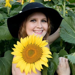 Meet your Posher, Melissa